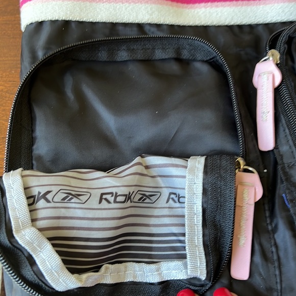 Rebook Cinch Drawstring Bag - Picture 3 of 3